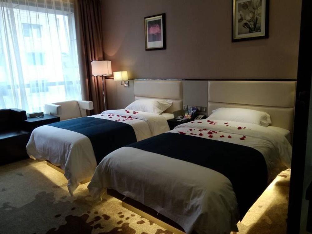 CTU Chengdu Hello Hotel المظهر الخارجي الصورة